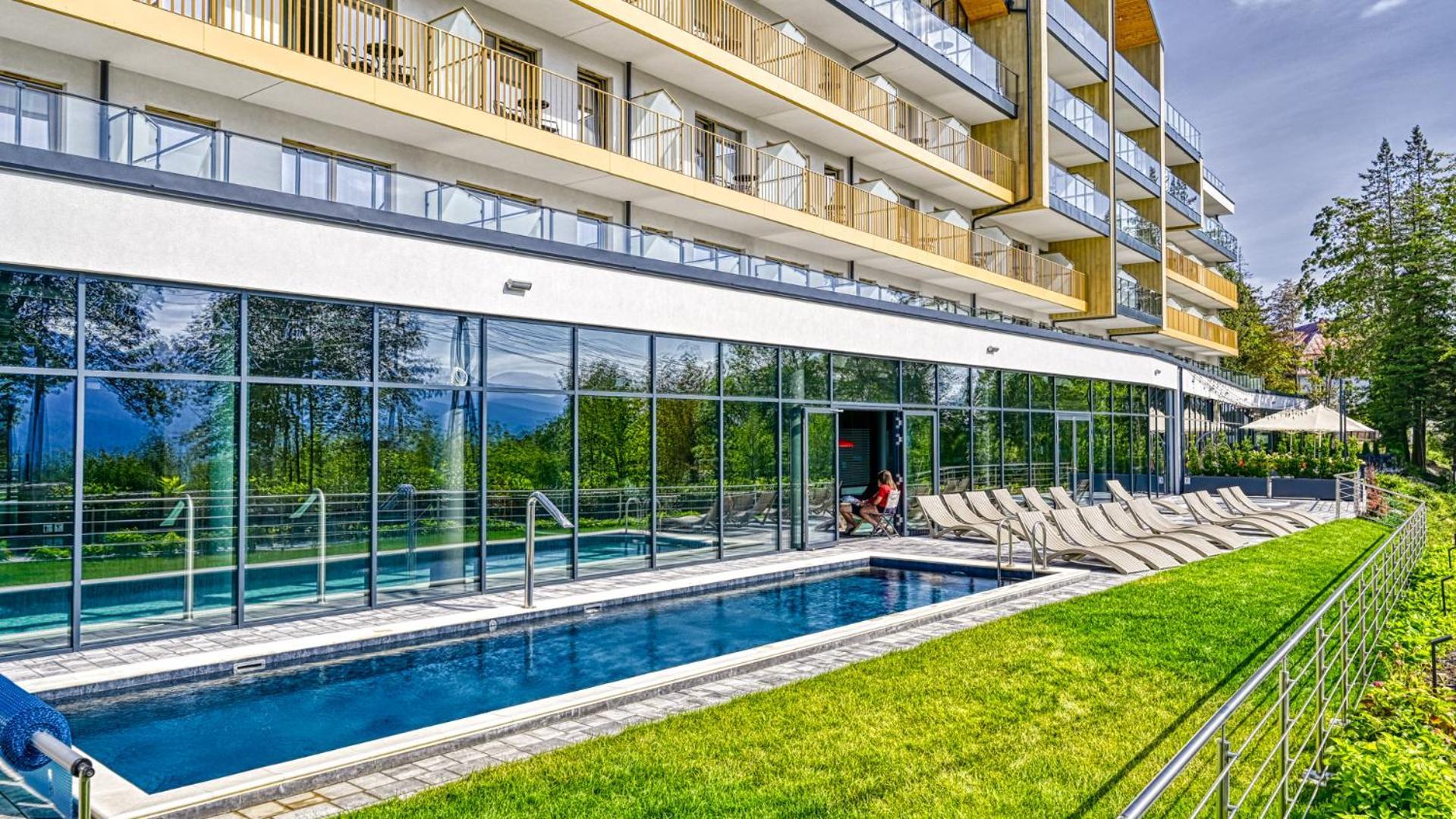 Apartment Zloty Horyzont Vip Z Basenem, Silownia, Grota Solna, Bawialnia I Restauracja By Royal Aparts